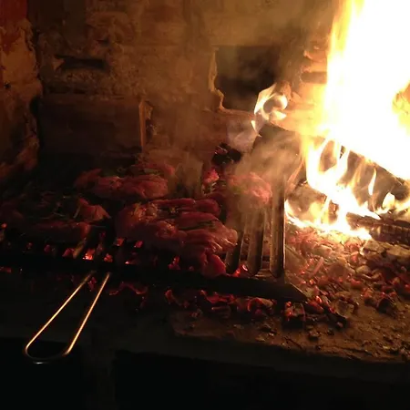 Rifugio 9 Km Da Recco * Ушо