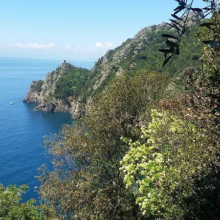 Rifugio 9 Km Da Recco Oda ve Kahvaltı Uscio