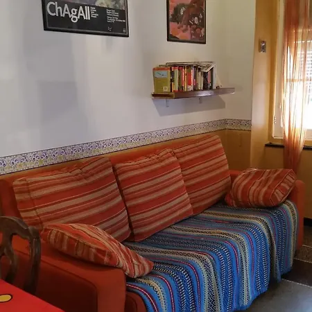 Rifugio 9 Km Da Recco Oda ve Kahvaltı Uscio