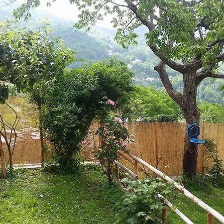 Rifugio 9 Km Da Recco Oda ve Kahvaltı *