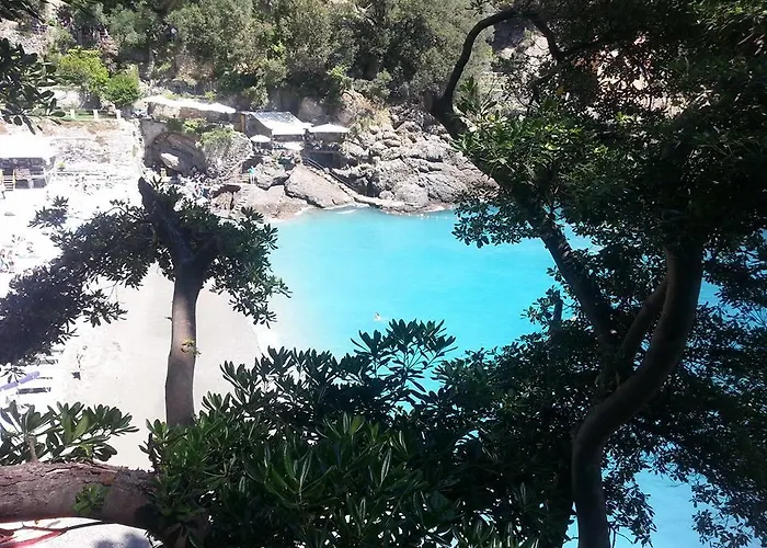 B&B Rifugio 9 Km Da Recco 우스키오