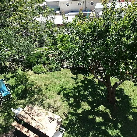 Rifugio 9 Km Da Recco Nocleg ze śniadaniem *