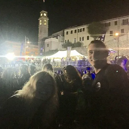 Rifugio 9 Km Da Recco Couette-café