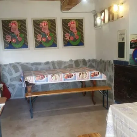 Rifugio 9 Km Da Recco Nocleg ze śniadaniem *