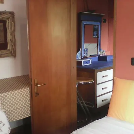 Rifugio 9 Km Da Recco Nocleg ze śniadaniem Uscio